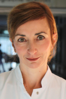 Portrait von Dr. Anke Hierundar